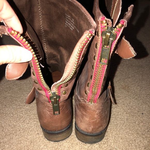 Steve Madden Crop Boots - Picture 4 of 4